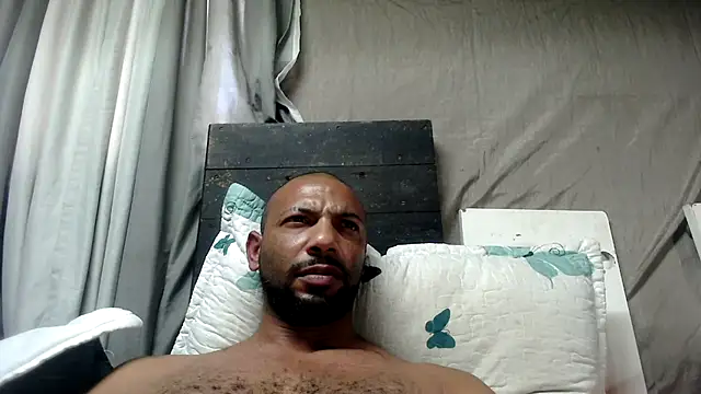 Chat +18 de Camodick ao vivo