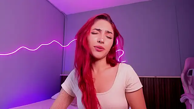 AriiCherry Adlı Modelin Canlı XXX Sohbeti