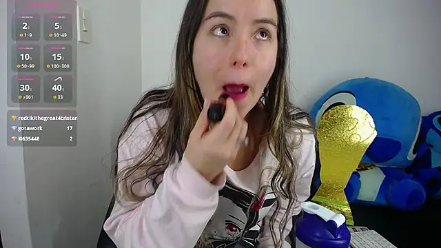 Chatroom XXX en direct de LauraSofia_Cam