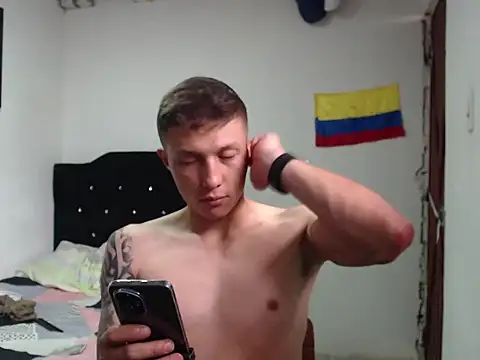 Stiiveen777's Webcam Show