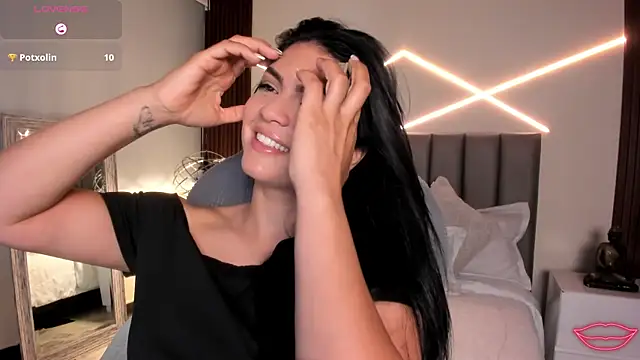 Veronicalanx1's Live XXX Chat