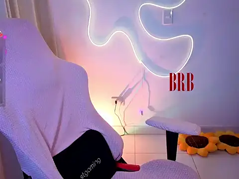 kimflexible_x XXX чат на живо