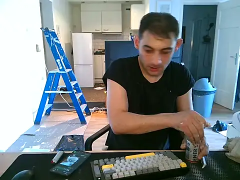 Онлайн чат XXX mihaimichael