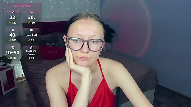 Chat +18 de OliviaLight ao vivo