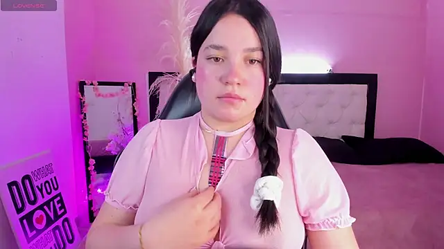 دردشة Julieth_Caandy الجنسية المباشرة