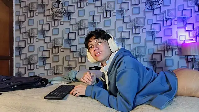 XXX chat uživo modela Twink_Sebas7
