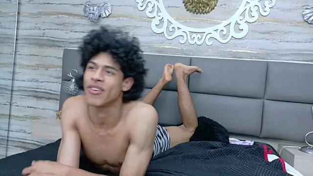 Chat XXX en directo de Zayn_Fox32