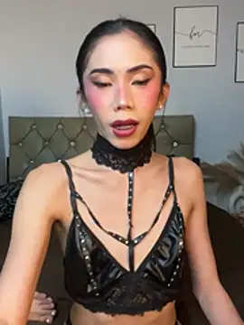 CassandraLovveのウェブカメラショー