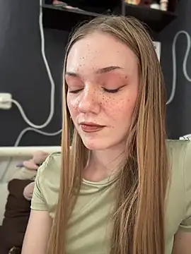 Živý XXX chat MilaMoone