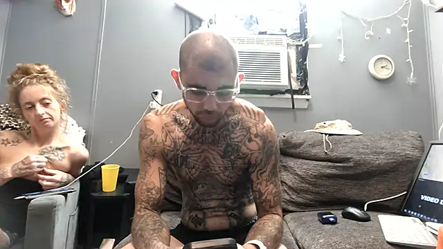 Živý XXX chat trackstar444