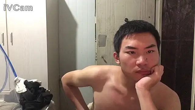 dyjdddttj's Live XXX Chat