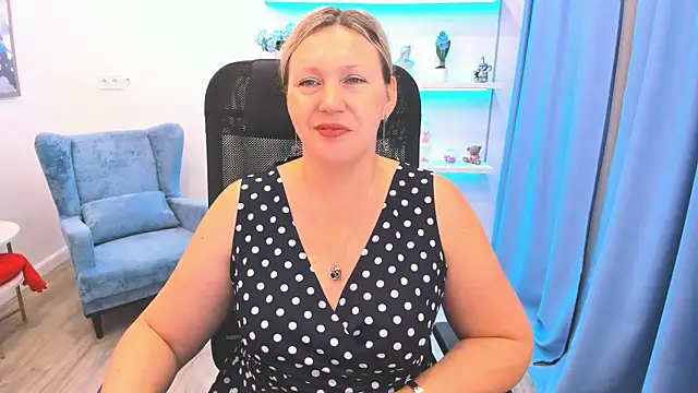 NinaStarle: απευθείας συνομιλία ΧΧΧ