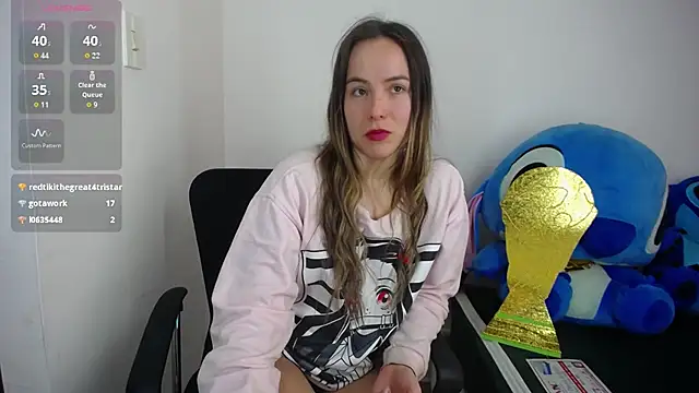 LauraSofia_CamのライブXXXチャット