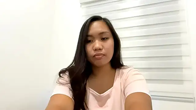 EarlineMadera's Live XXX Chat