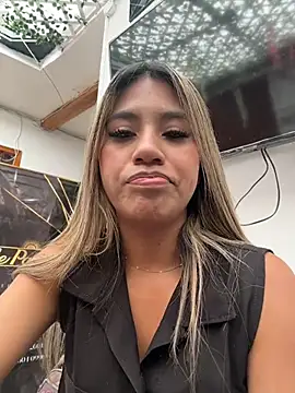 צ'אט XXX בשידור חי של Kimmiebellarie
