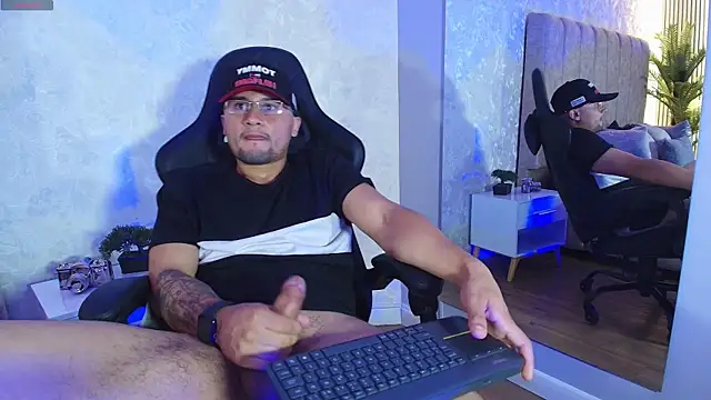 Lukas_Barone – Live XXX-chat