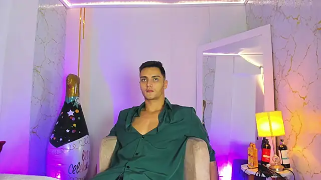 andrewevans46 Live XXX-Chat