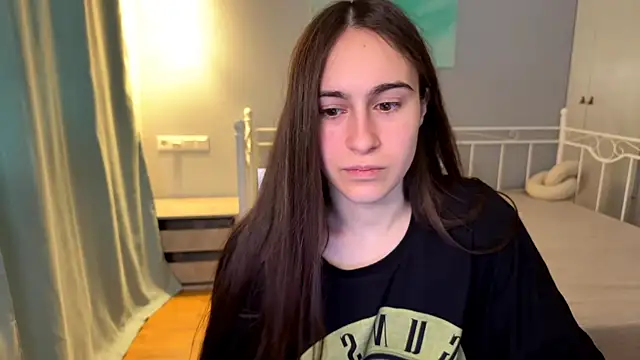 AliceKolltt 现场XXX聊天