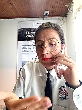 Valentina--1's Live XXX Chat