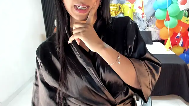 Chat +18 de Ivy_16 ao vivo