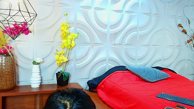 AlanCutee Adlı Modelin Canlı XXX Sohbeti