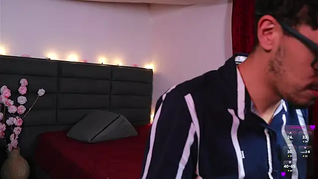 kathieandpovcock1's Live XXX Chat