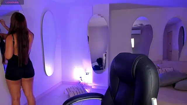 Chat +18 de ArianaDumont ao vivo