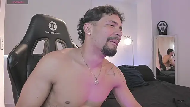 justin_lenox XXX чат на живо