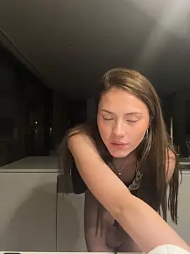 daisycollins live XXX chat