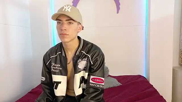 XXX chat uživo modela Monyel_Blake