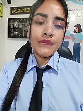 MAYE__13 Chat XXX live