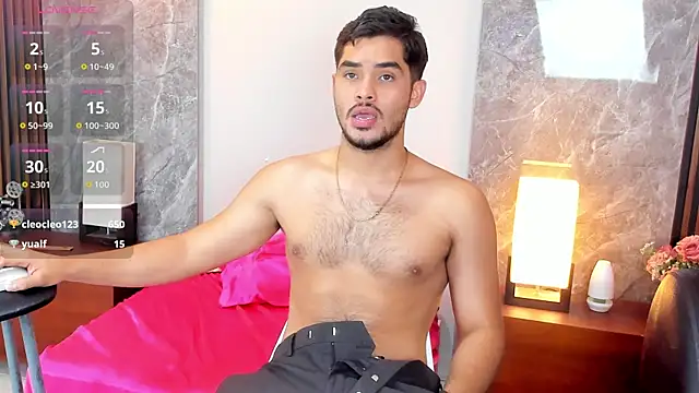 Živý XXX chat luciano_vitale