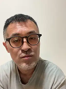 vansumi 即時 XXX 聊天