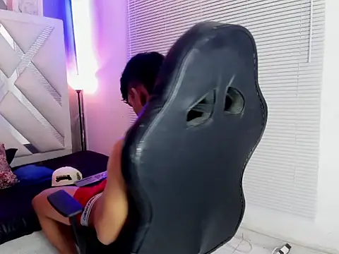 Онлайн чат XXX nova_mitchell7