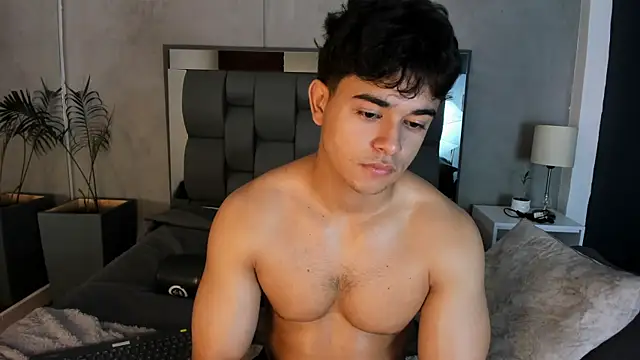 Chatroom XXX en direct de Charlie___Musk