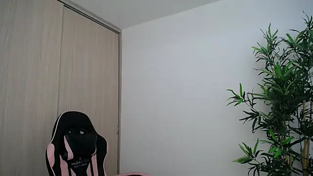 katie_jane1's Live XXX Chat