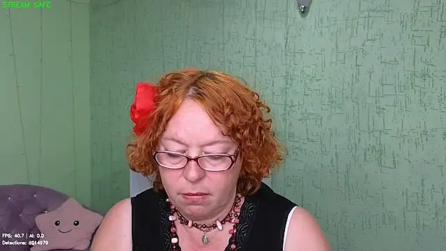 Živý XXX chat Fara_Flutte