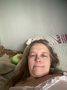 Suzanele Adlı Modelin Canlı XXX Sohbeti
