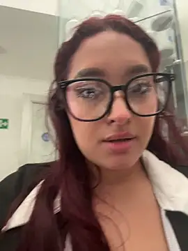 Chat +18 de Emily_Harpeer ao vivo