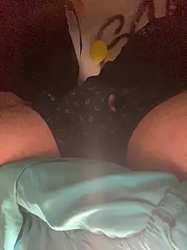 Chat +18 de GusanoDelicioso ao vivo