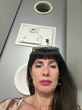 LadyLuxLover's Live XXX Chat