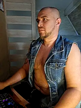Chat +18 de Foxyshaved ao vivo