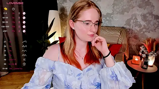 Aemilia_'s Live XXX Chat