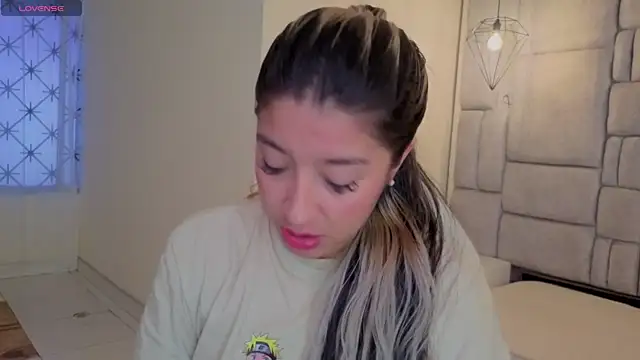 Dahiana_Dmour_ Chat XXX live