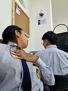 Angela__05 Obrolan Langsung XXX