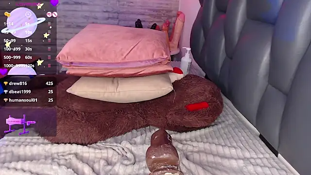 TinnaCobb's Live XXX Chat