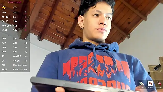 TonyPetrovjs' Live XXX Chat