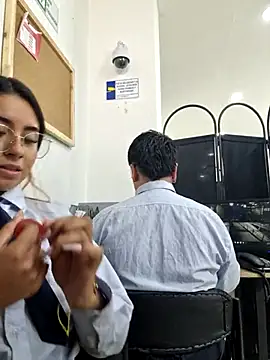 צ'אט XXX בשידור חי של Angela__05