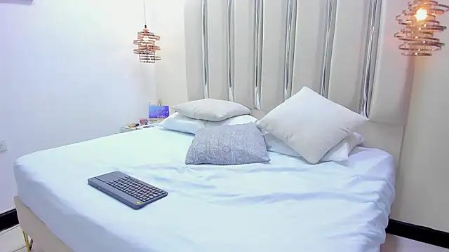 دردشة VioletR_osse الجنسية المباشرة