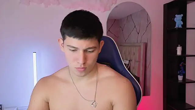 Czat XXX na żywo – JamesCr_